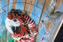 Carica l'immagine nel visualizzatore di Gallery, Proud Parrot