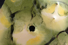 Carica l'immagine nel visualizzatore di Gallery, Whole pineapple diagonal view sustainable art sculpture