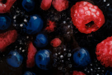 Carica l&#39;immagine nel visualizzatore di Gallery, Giant Berries
